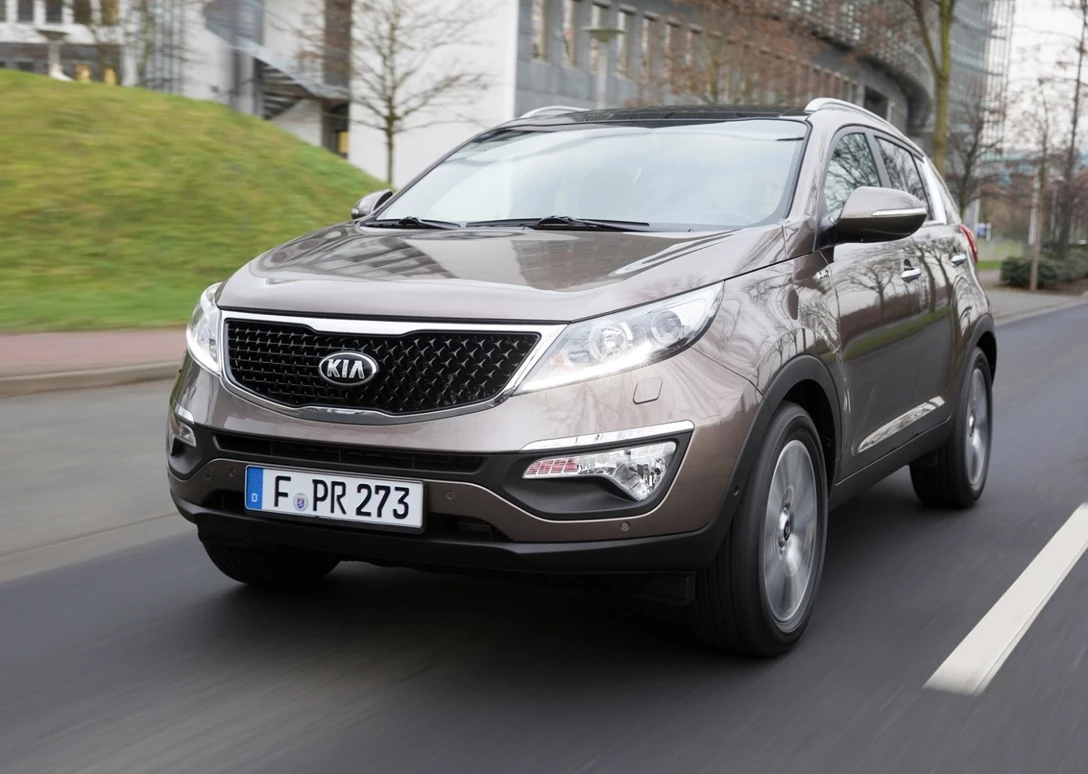 1599415-Kia-Sportage-2014-1600-35.jpg