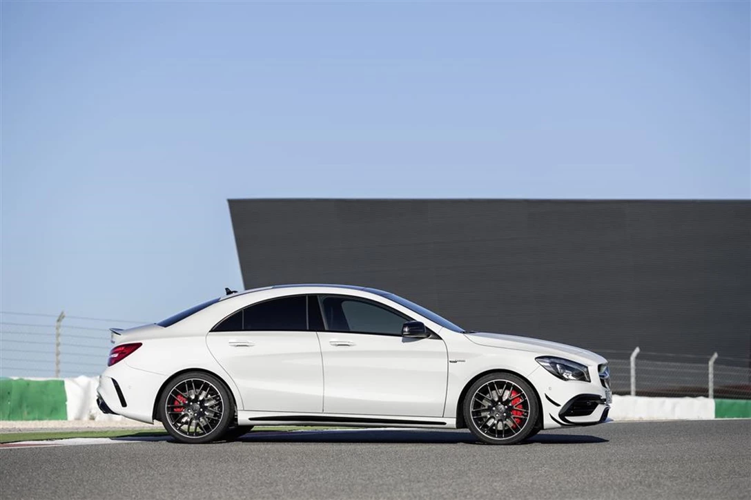 1646990-2018-Mercedes-CLA-Class-photo-010-1024.jpg