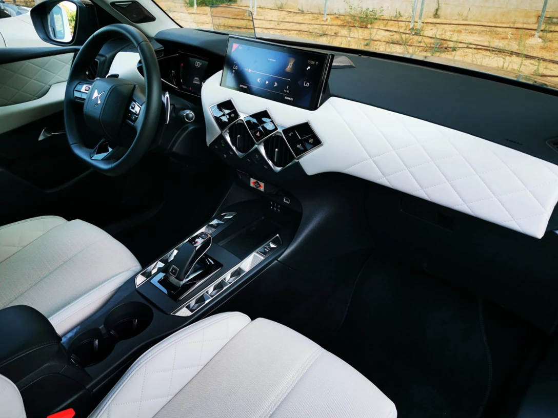 1624707-rotemi090919ds3crossp (49).jpg