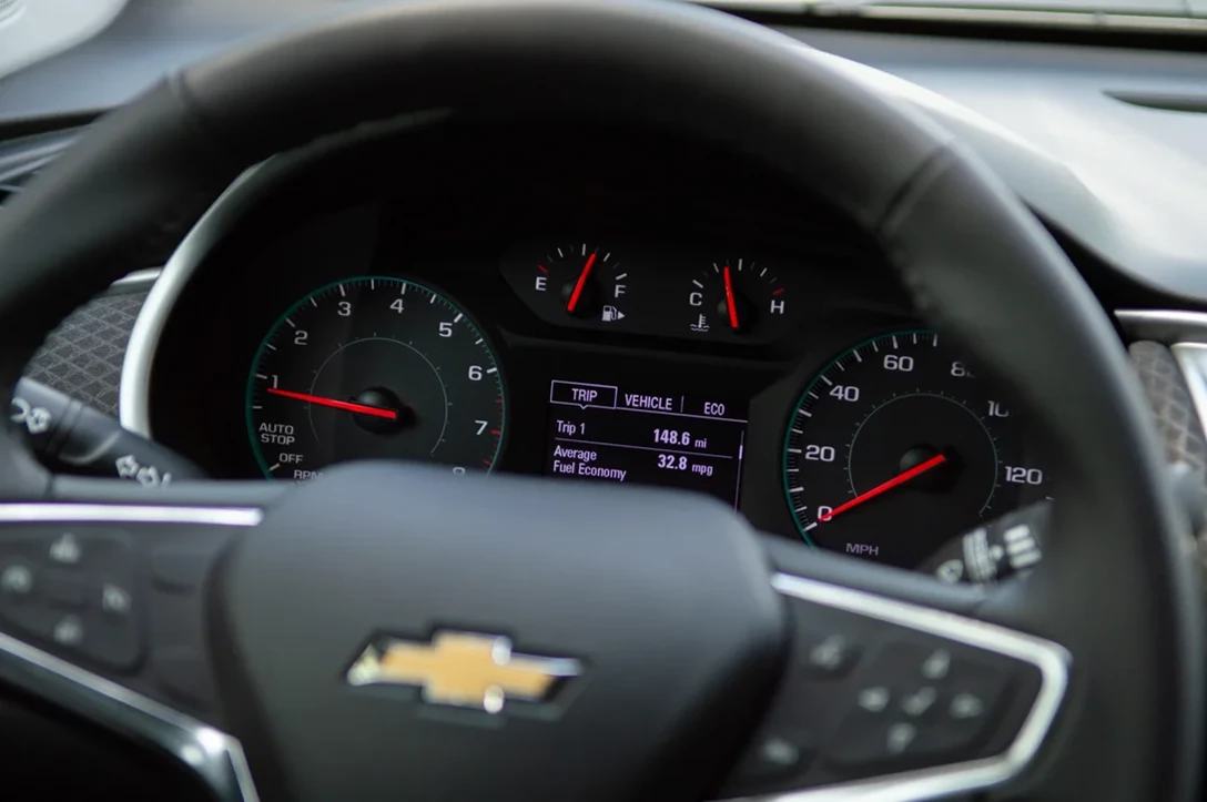 1649203-2018-Chevrolet-Malibu - (4).png