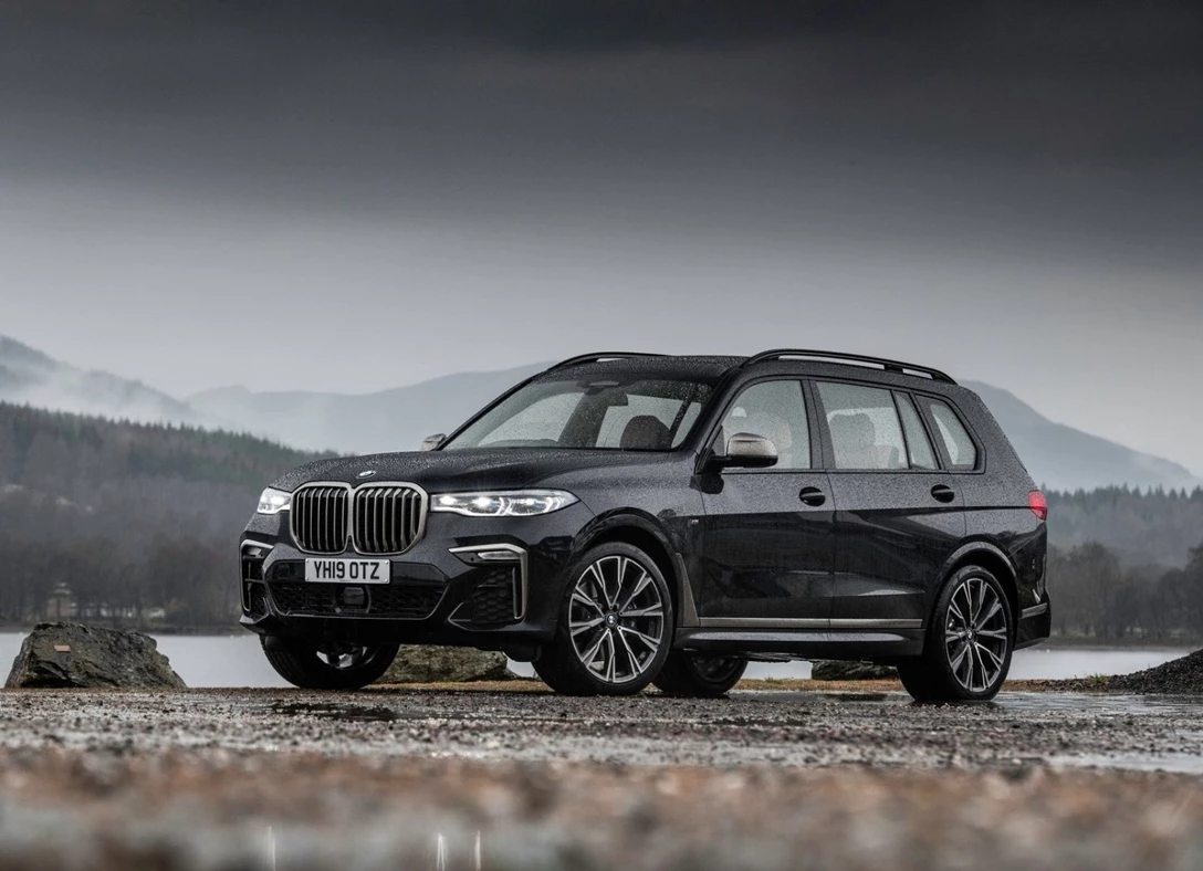 1662456-BMW-X7-2021-04.jpg