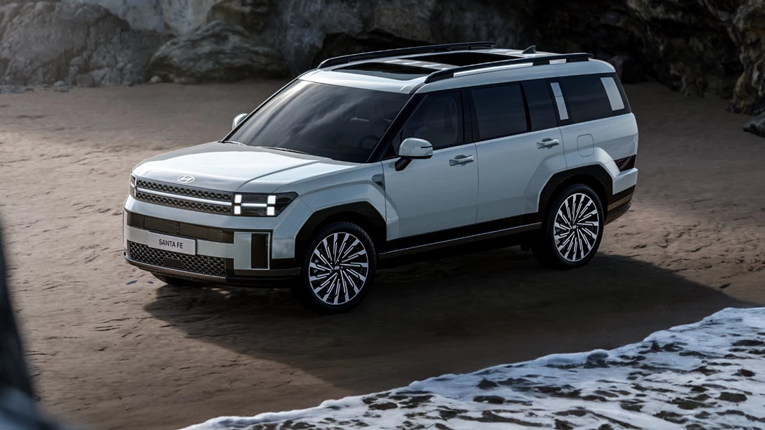 1684974-hyundai-santa-fe-boasts-bold-new-design-exterior-02_png.jpg