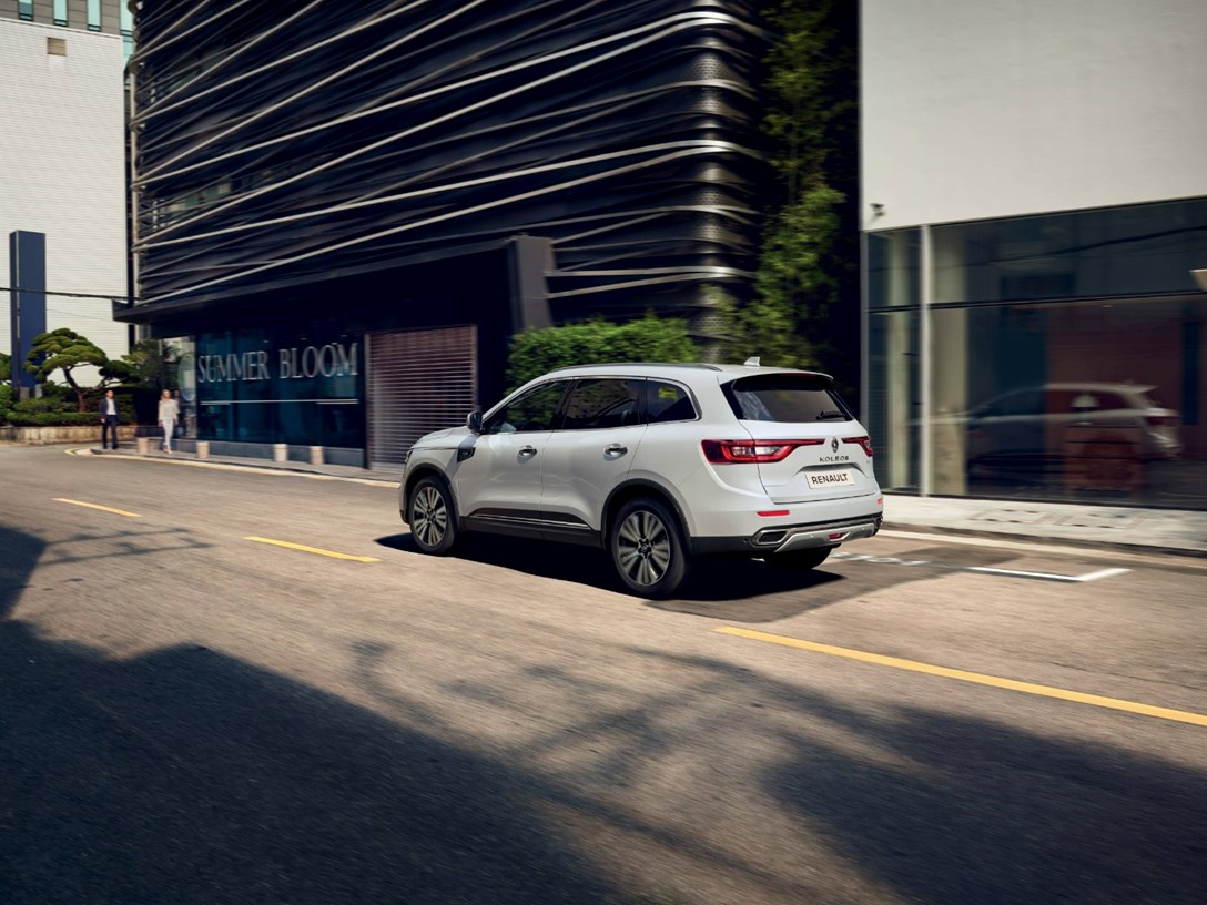 1670215-2019_-_New_Renault_KOLEOS_Initiale_Paris (1).jpeg