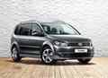 1690451-Volkswagen-Touran-2011-01.jpg