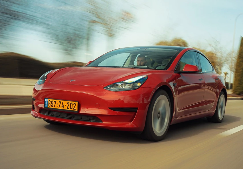 טסלה מודל 3