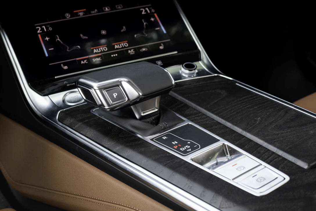 1605623-אודי A6 (5).JPG