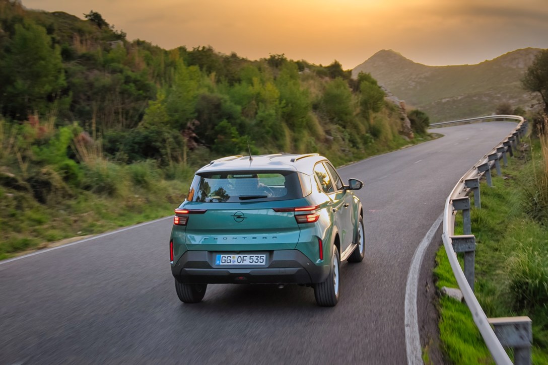1705354-NewOpelFronteraHybrid (2).jpeg