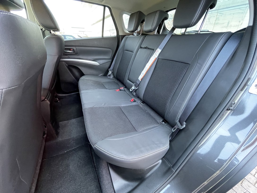 1662594-S CROSS - 36-min.jpeg