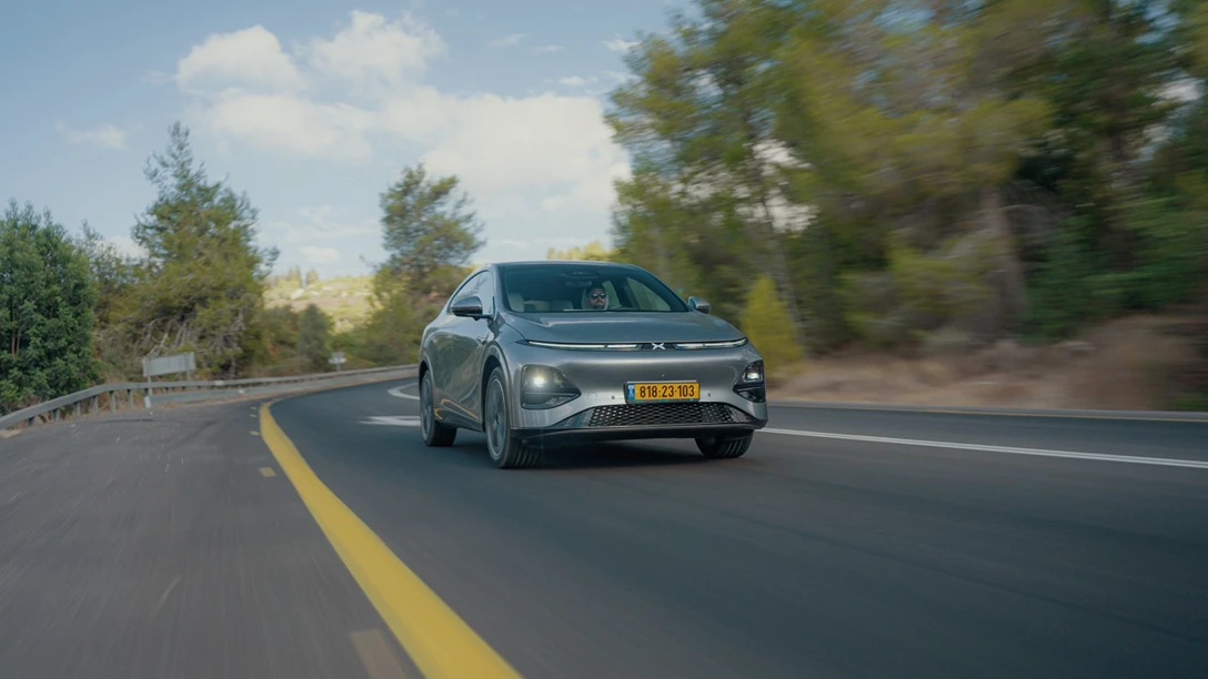 1701378-Xpeng G6 2024.00_27_49_17.Still015.jpg