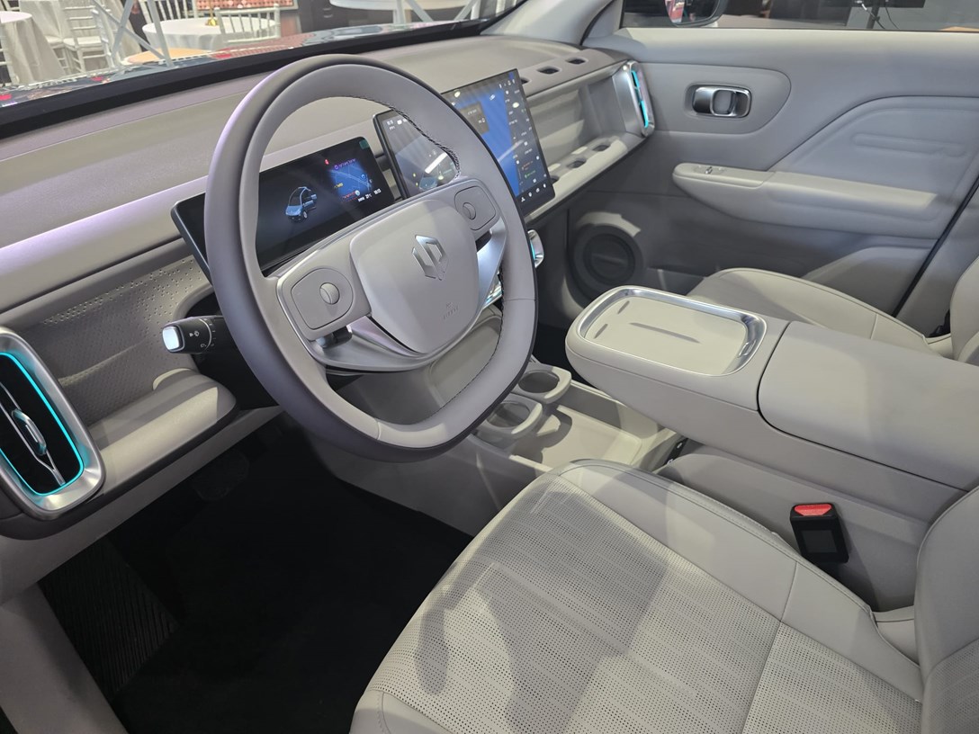 WhatsApp Image 2025-12-14 at 10.31.16 (3).jpeg