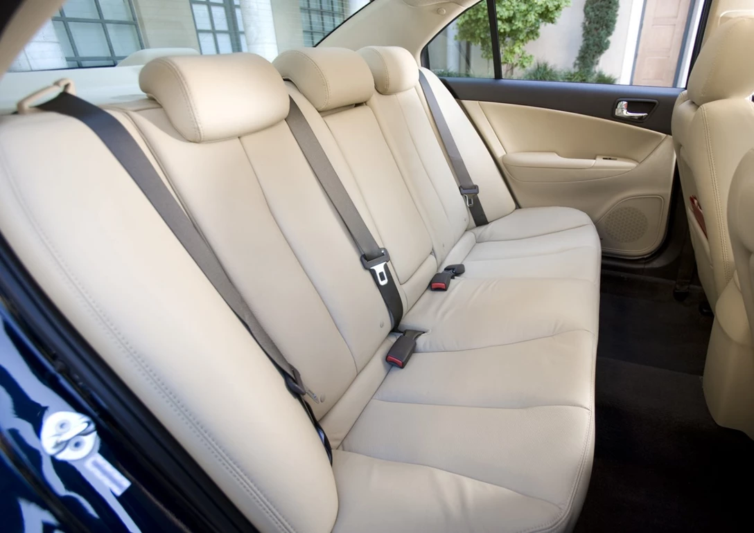 1593571-Hyundai-Sonata 7.jpg