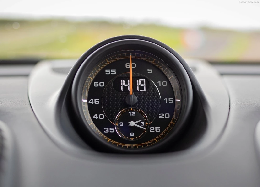 1703249-Porsche-718_Cayman-2024 (14).jpg