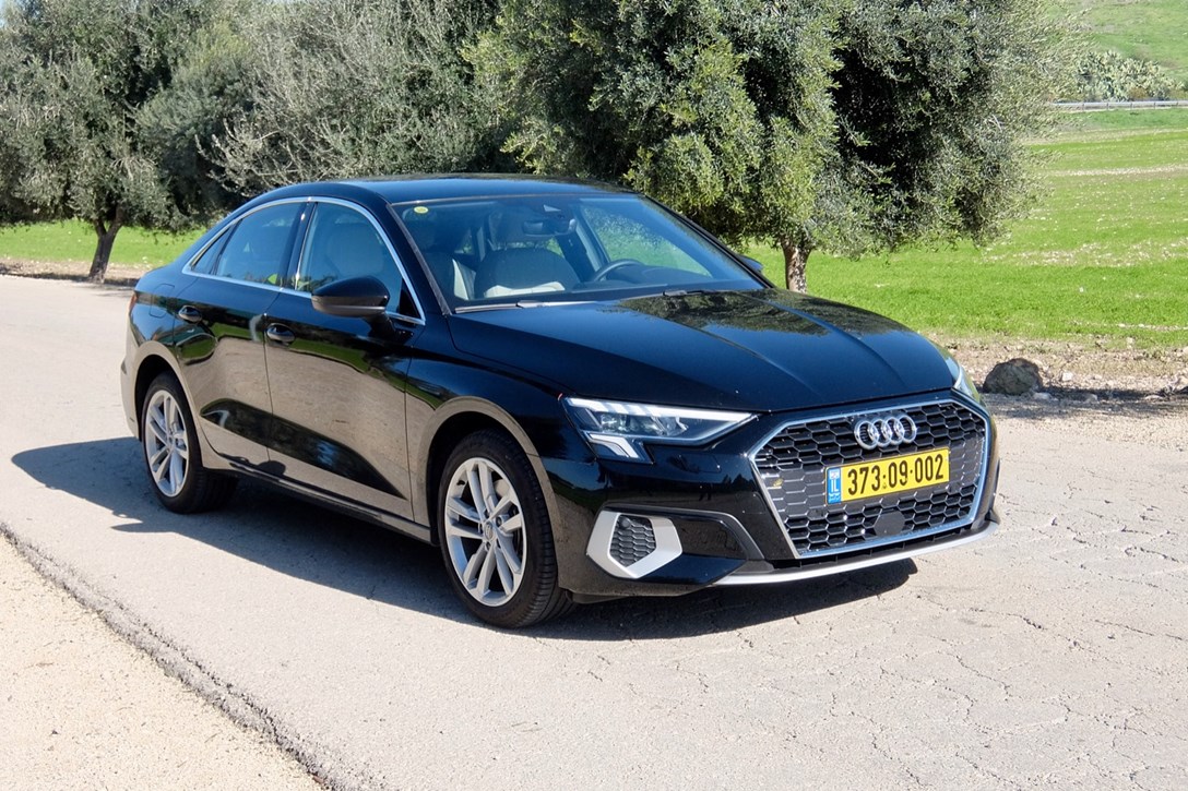 1639266-אודי A3 סדאן מבחן דרכים - 2.jpeg