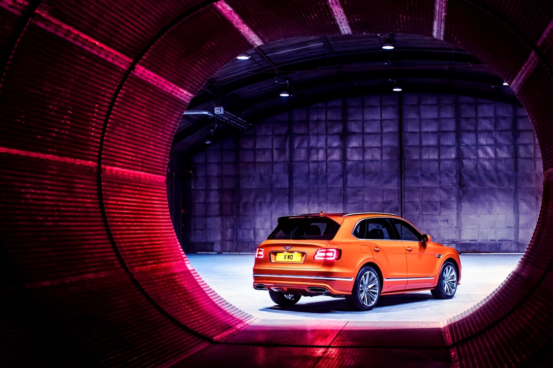 1612079-Bentayga Speed 2 Hero.jpg