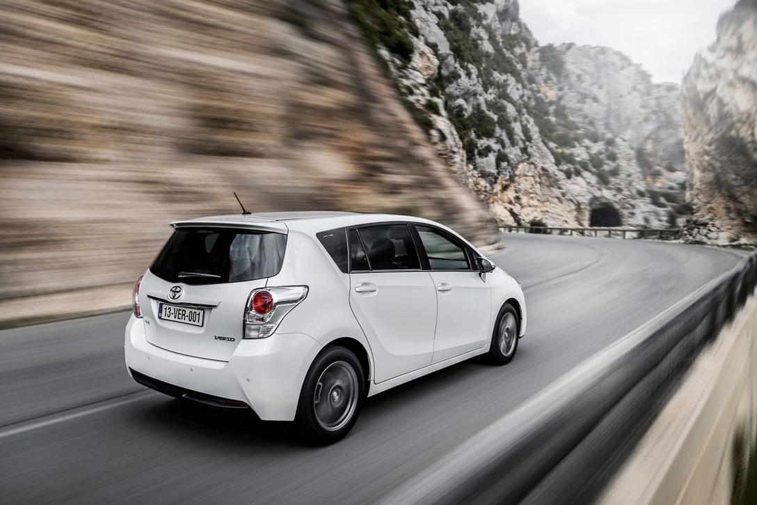 טויוטה ורסו