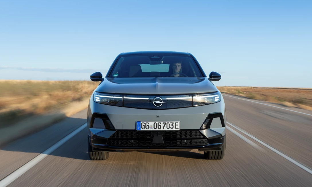 אופל גרנדלנד GTE