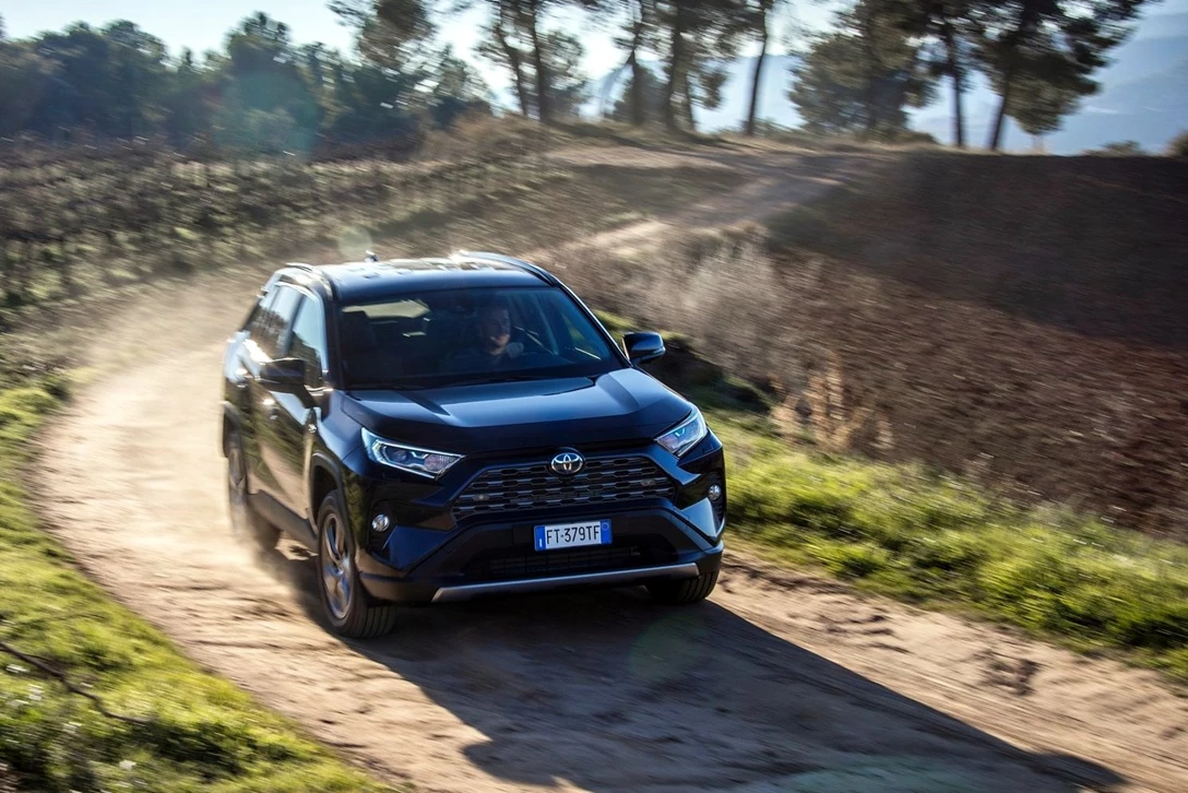 1610421-טויוטה ראב 4 השקה (5).jpg