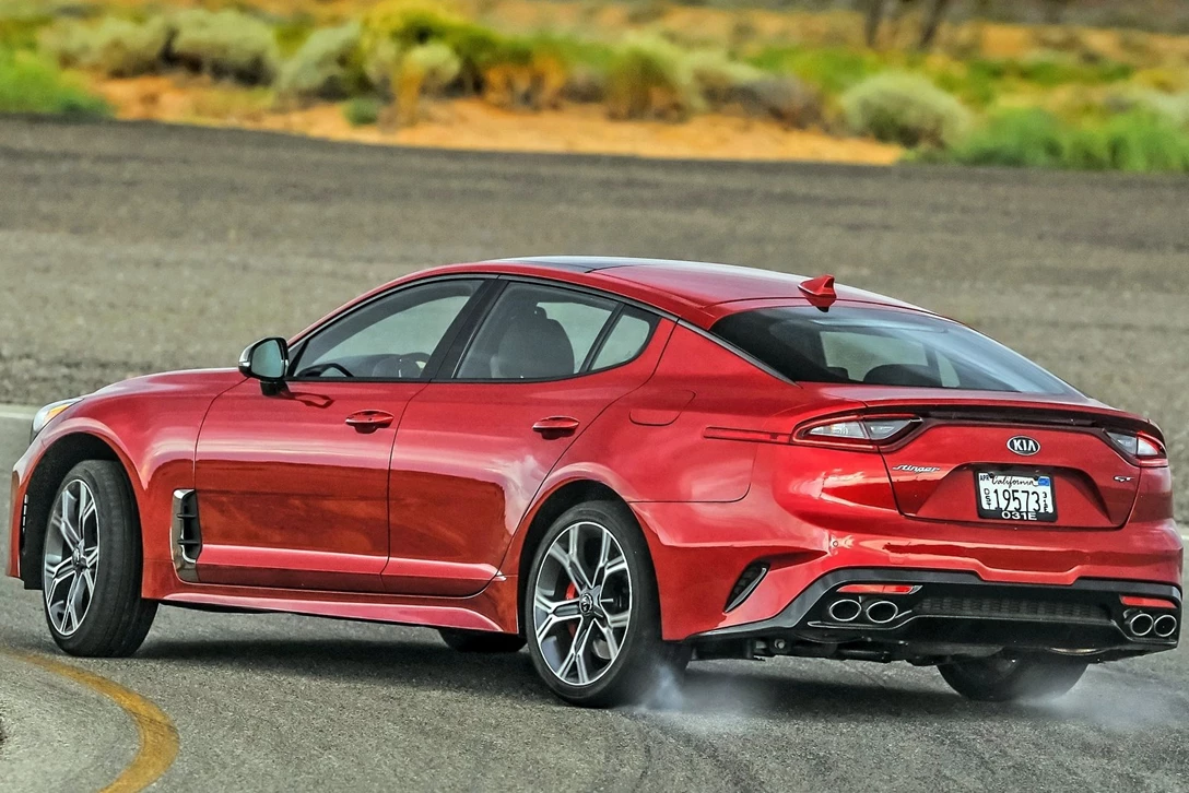 1602252-קיה סטינגר ביישראל (3).jpg