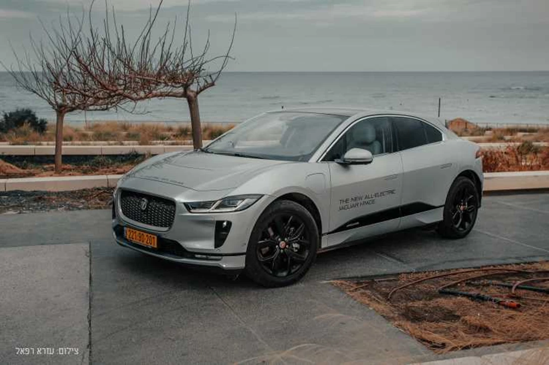 1611538-_crop_to50_750x750 (1).jpg