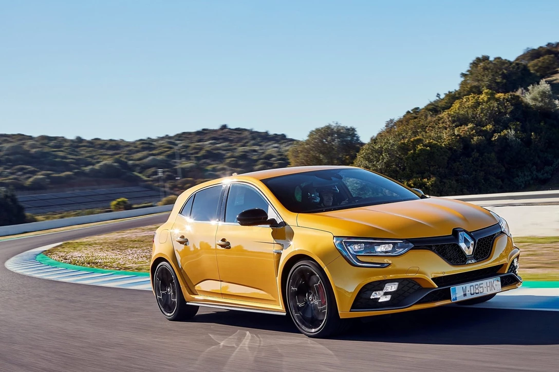 1594321-רנו ספורט ראשים מדברים 2018 (5).jpg