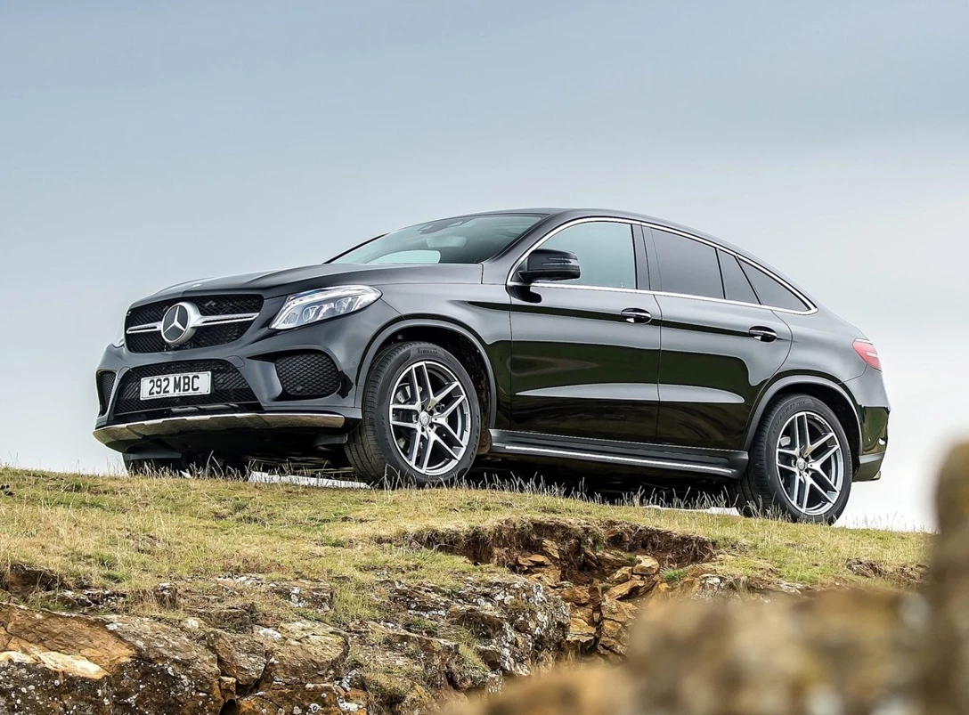 1656361-Mercedes-Benz-GLE_Coupe-2018-04.jpg