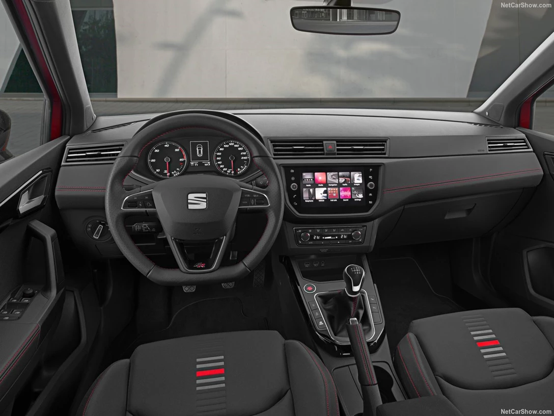 1588794-Seat-Arona 5.jpg