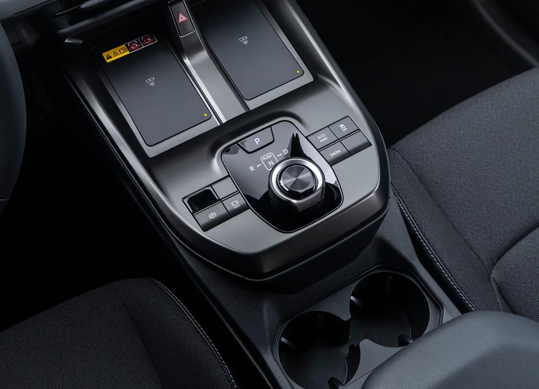 Toyota-C-HR+-2026-09.jpg.jpg