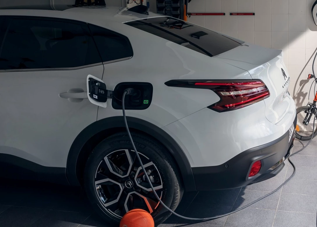 1702887-Citroen-C4_X-2024 (10).jpg