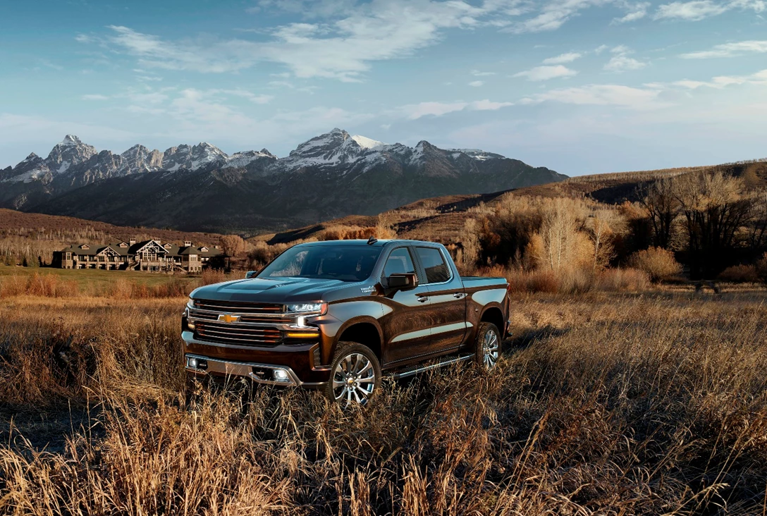 1594032-2019-Chevrolet-Silverado-004.jpg