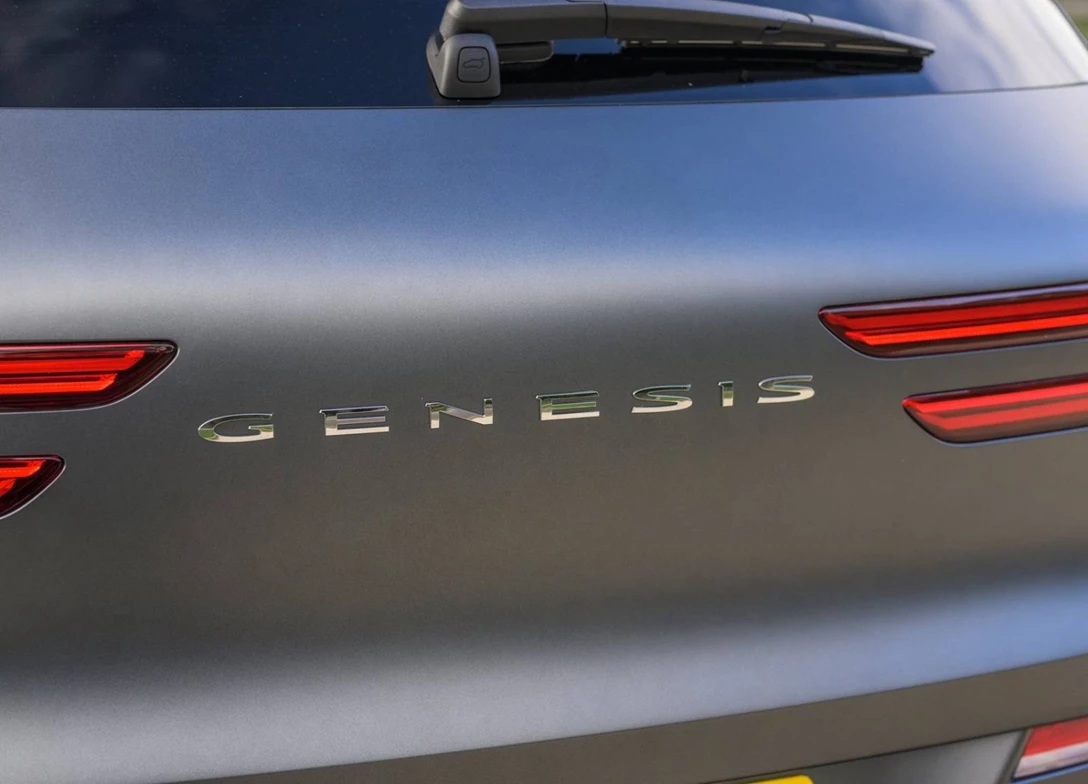 1695607-Genesis-GV70-2024-17.jpg