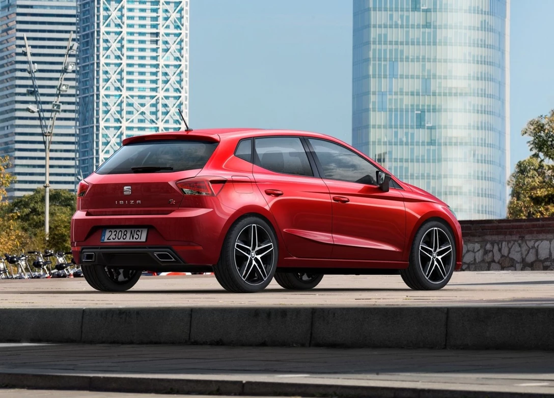 1639165-Seat-Ibiza-2021-03.jpg