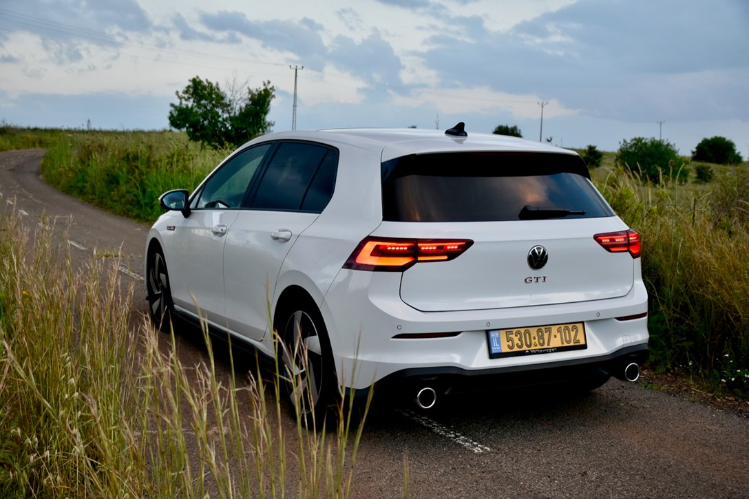 1643975-פולקסווגן גולף GTI מבחן דרכים - 5.jpeg