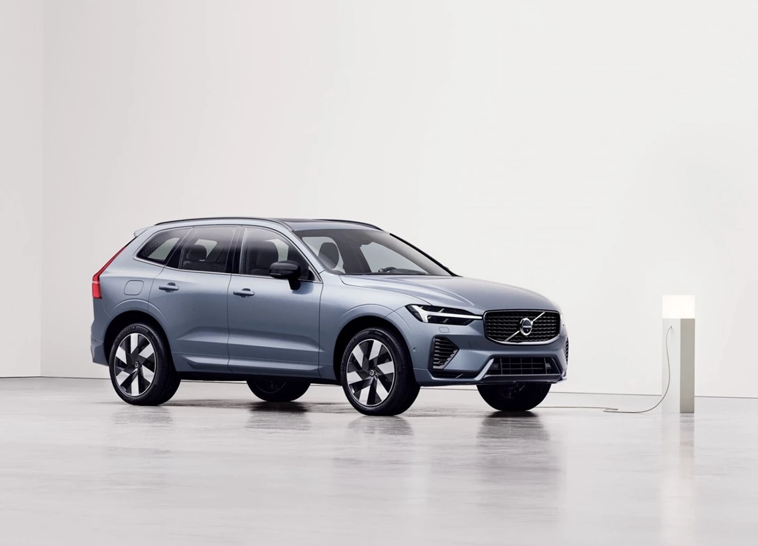1695356-Volvo-XC60-2024-01.jpg
