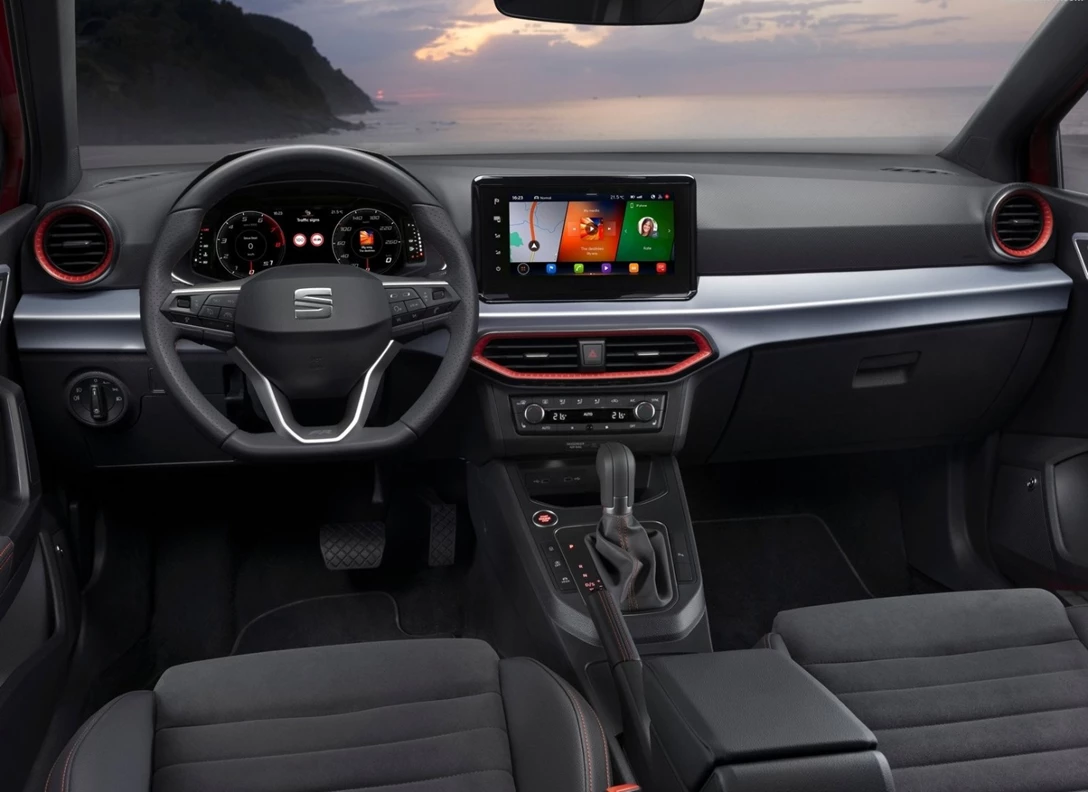 1652323-Seat-Ibiza-2022-05.jpg