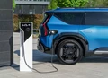 1697315-Kia-EV9-2024-00.jpg