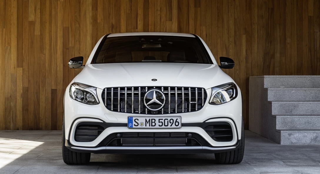 1655629-2018_mercedes-amg_glc_63_coupe_8_1920x1080.jpg