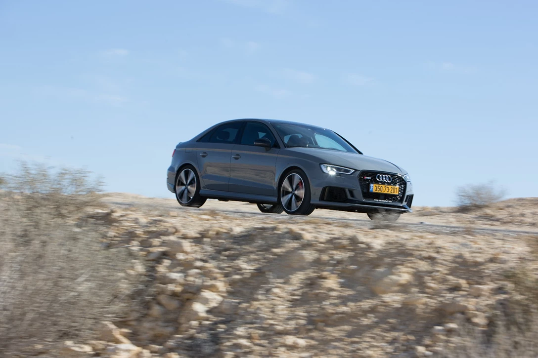 1593874-אודי RS3 מבחן דרכים (34).jpg