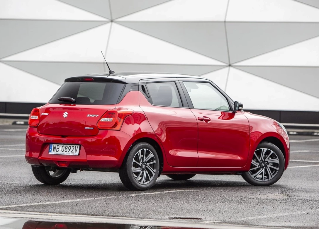 1654937-Suzuki-Swift-2022-02.jpg