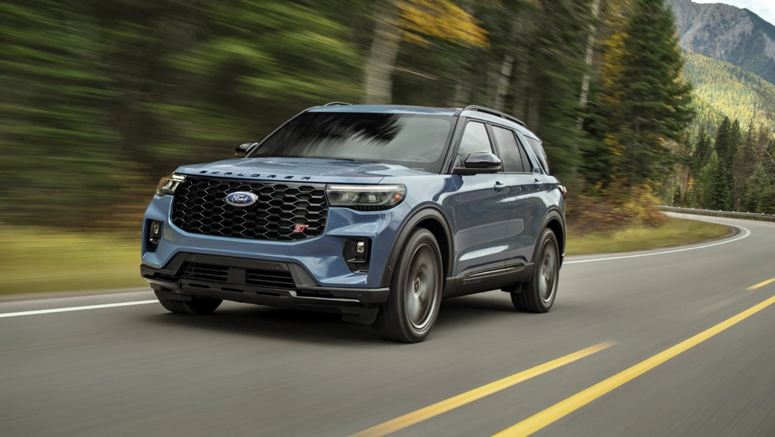 1692666-2025 Ford Explorer ST_11-min.jpg