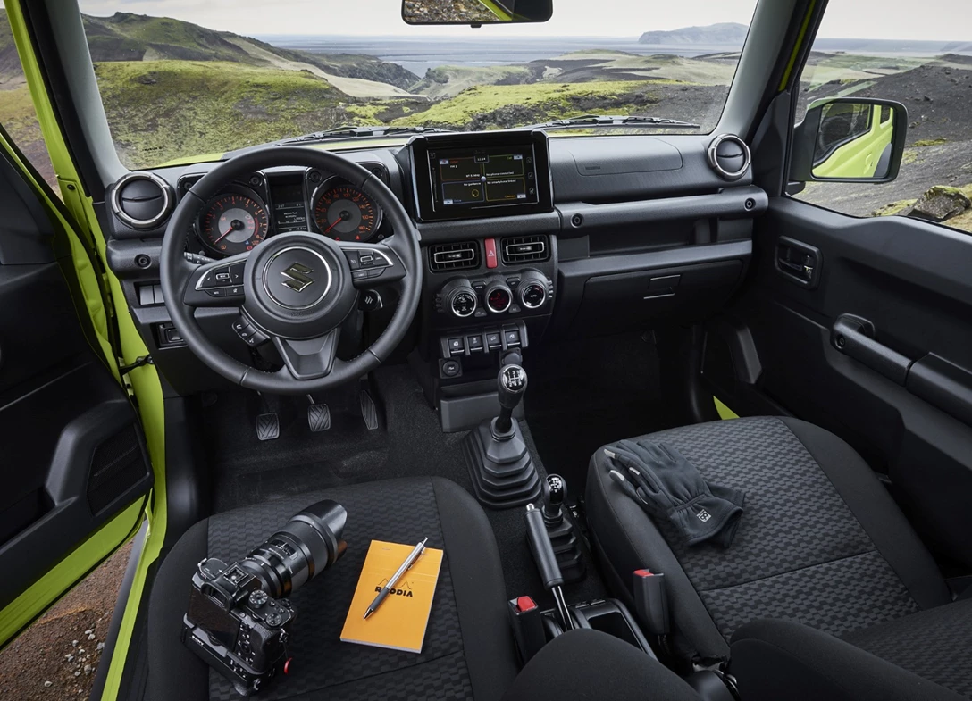 1692622-Suzuki-Jimny-2024-07.jpg