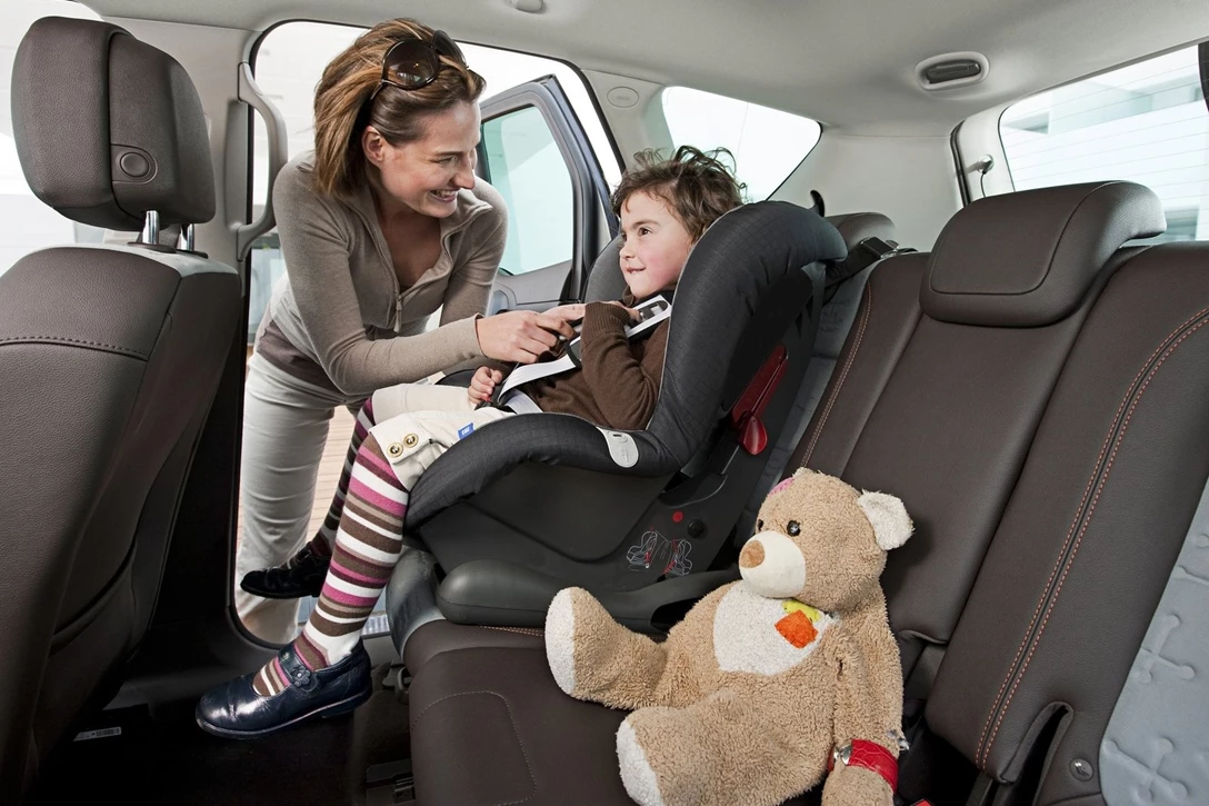 אופל מריבה 2011