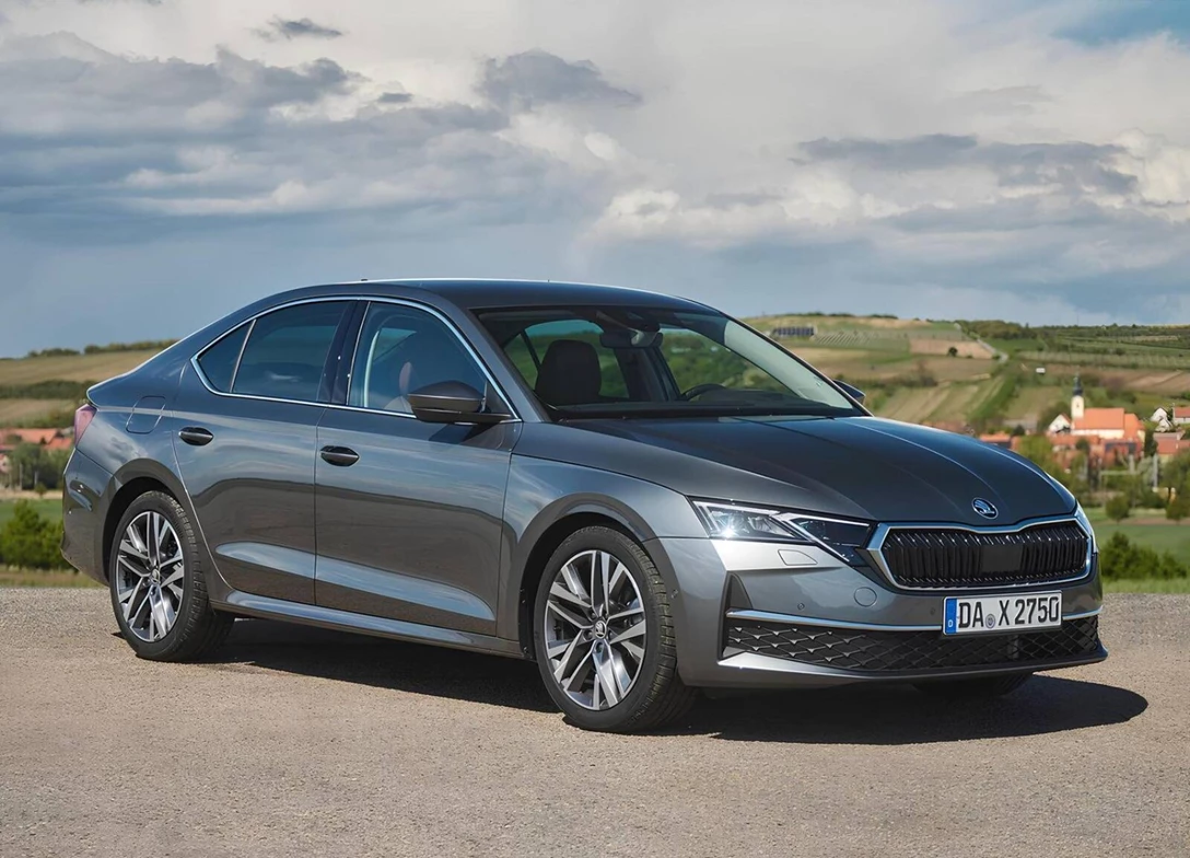 1706628-Skoda-Octavia-2025 (1).jpg