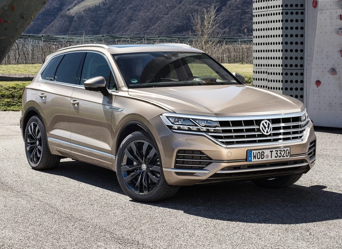 1643470-Volkswagen-Touareg-2020-03.jpg