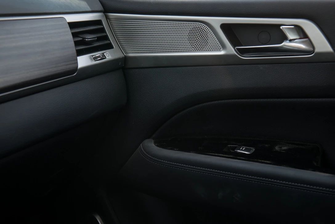 1601954-סאנגיונג רקסטון 2018 (12).jpg